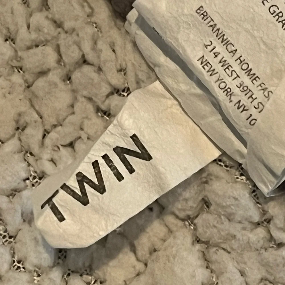 UGG twin reversible bedding/comforter
